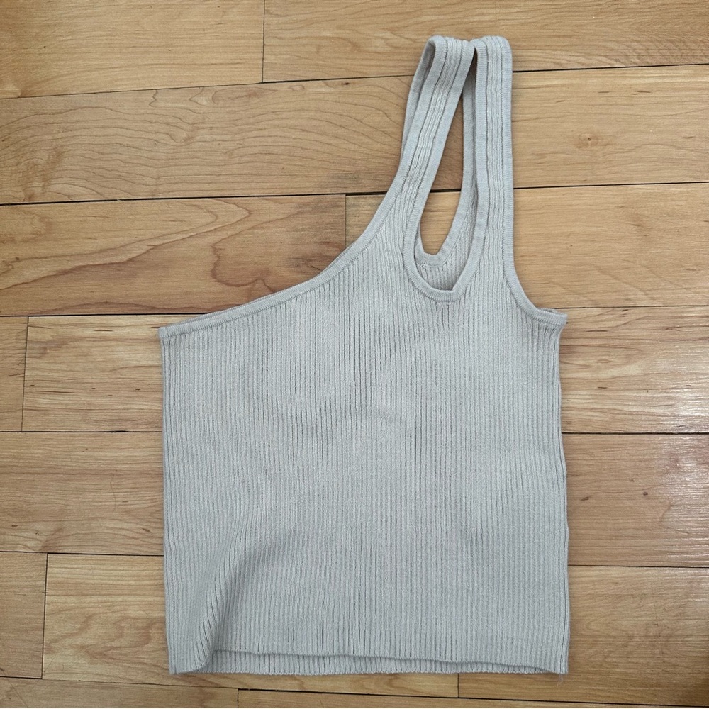 H&M beige one-shoulder top